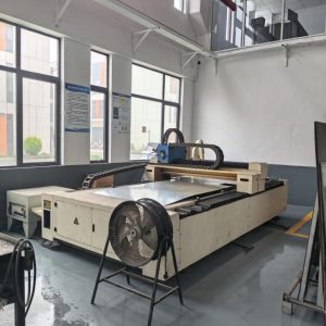 Laser cutting machine